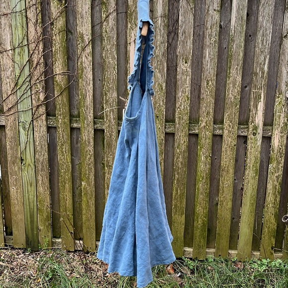 Linen High-Necked Prairie Blouse - Picture 3 of 6